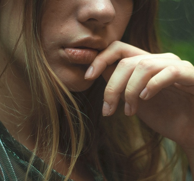 My Dental Implant Is Bleeding — What Do I Do? Hiossen